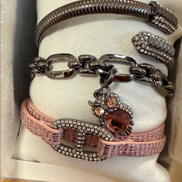 Bomb Party Jewelry - Chic Silver and Pink Owl Charm Bracelet Set